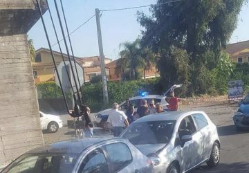 Mascali, tamponamento a catena sulla Statale: 4 feriti