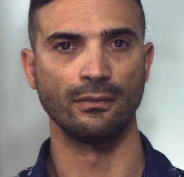 Palagonia, spaccio di droga: sgominata banda di pusher. Sequestrati 55.000 euro