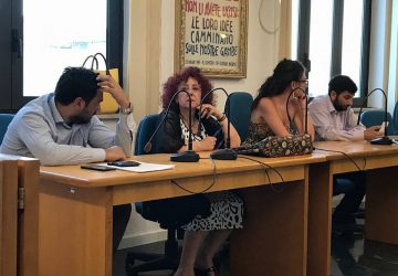 Fiumefreddo di Sicilia, la minoranza consiliare rinuncia ai tempi tecnici per evitare il dissesto