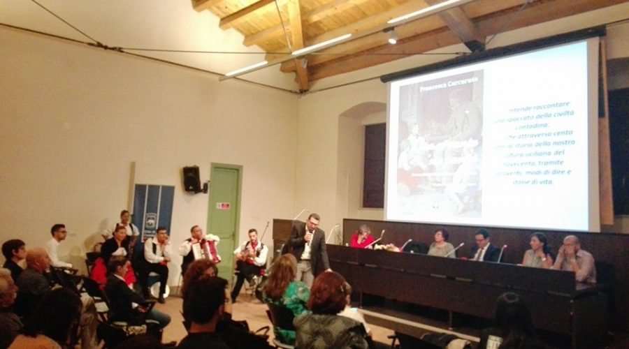 Presentato a Catania “Ora vi cuntu ‘na parità” di Francesca Curcuruto