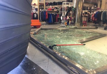 Giarre, nuovo furto al megastore Sportivo: auto "ariete" sfonda una delle serrande esterne  VIDEO
