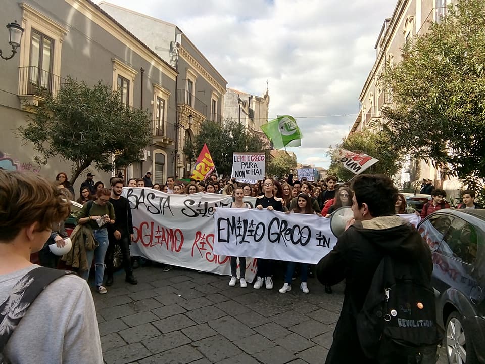 Catania, liceo &quot;E. Greco&quot;, ieri sciopero e corteo studentesco