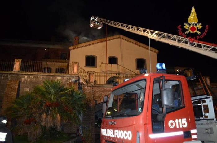 Castiglione di Sicilia, incendio al centro Il Picciolo Etna Golf Resort