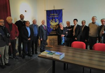 Acireale, il Circolo ex alunni del Collegio Pennisi incontra Enzo Farinella