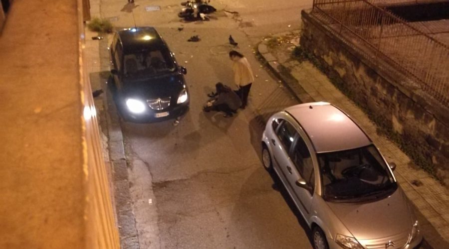 Riposto, ancora un drammatico incidente in via Crispi. Ferito un 15enne