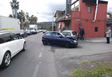 Carrabba di Mascali, incidente sulla via Sicula Orientale: tre feriti
