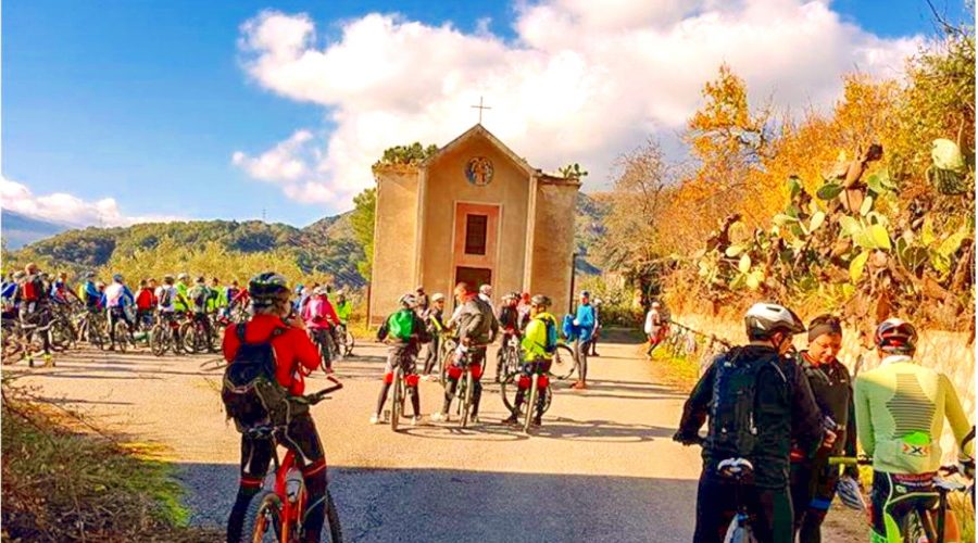 Francavilla di Sicilia: in mountain bike alla scoperta dei “villaggi fantasma”