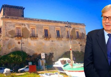 Giardini Naxos: Vittorio Sgarbi in Sicilia comincia dal Castello di Schisò