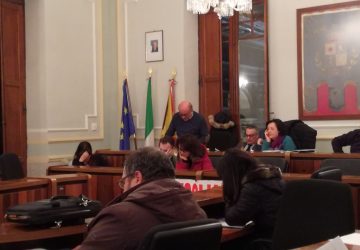 Riposto, il sindaco Caragliano illustra in Consiglio la sua relazione sull'attivit&agrave; svolta