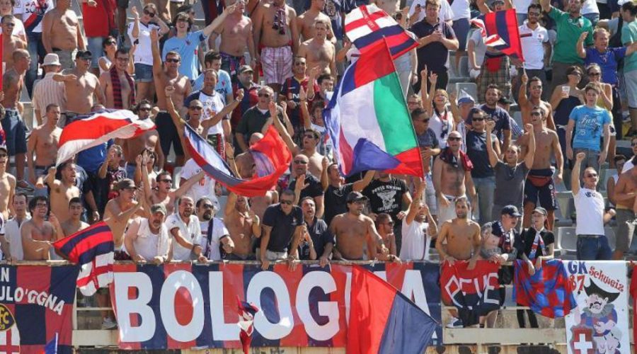 Armi sul bus, assolti 19 tifosi del Bologna denunciati dalla polizia a Catania