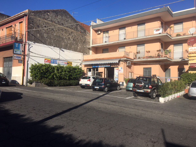 Macchia, rapina al tabacchi Vecchia Gulf