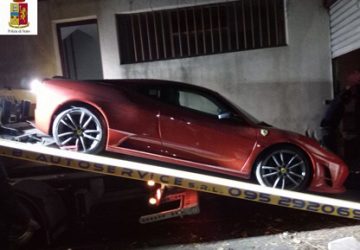 Catania, in un garage anonimo del quartiere Zia Lisa, sequestrata una Ferrari 430