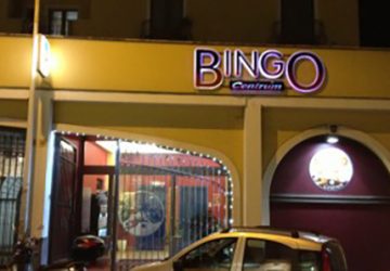 Giarre, rapina al Bingo Centrum. I malviventi danno fuoco alla vettura usata nel colpo
