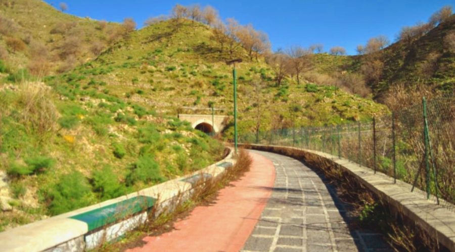 Castiglione di Sicilia, Strada Costa