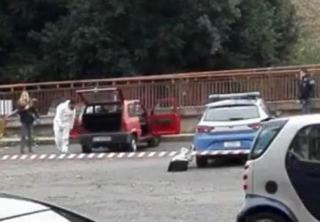Catania, trovato cadavere di un uomo con proiettile in testa. Forse un plateale suicidio