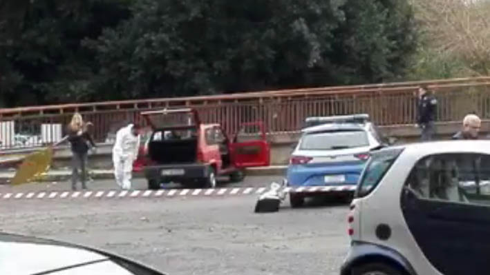 Catania, trovato cadavere di un uomo con proiettile in testa. Forse un plateale suicidio