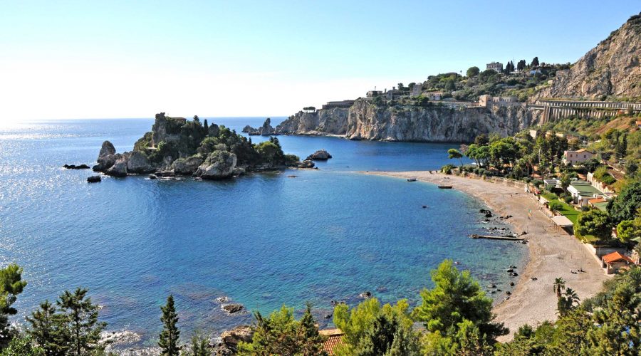 Un altro “No” al campo boe e area alaggio per ricovero natanti nella baia di Isola bella e nella baia di Mazzarò