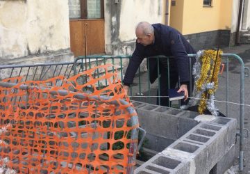 Giarre, sopralluogo "solitario" del nuovo assessore Di Rao in via Ariosto in vista della riapertura, dopo tre anni, della strada