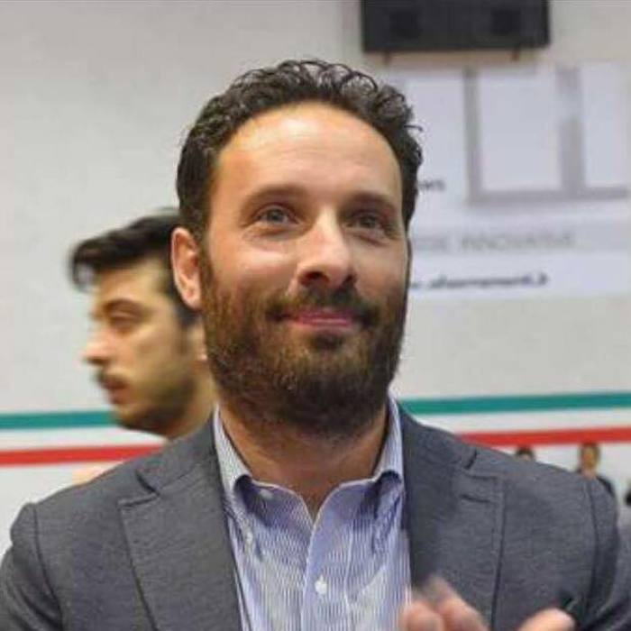 Acireale, si dimette il sindaco Roberto Barbagallo