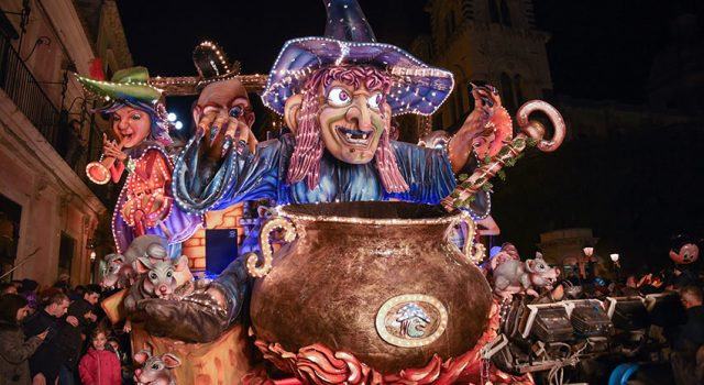 Acireale, ennesimo successo per il «Più Bel Carnevale di Sicilia». La classifica dei carri