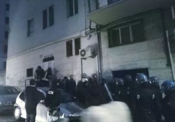 Catania, ex Hotel Costa: occupazione, sgombero e... dintorni