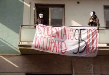 Catania, studenti universitari occupano da oggi l'ex hotel Costa