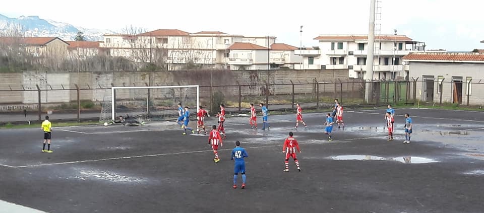 Russo Calcio, pomeriggio da dimenticare contro l’Acicatena!