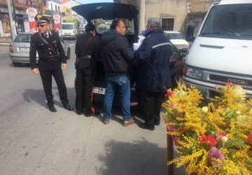 Giarre, operazione ambulanti: 4 denunciati. I venditori pronti a denunciare l&rsquo;Asp: "Niente analisi sulla merce in vendita" VIDEO