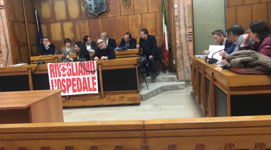 Giarre, approvato, con la paura dello scioglimento, il Bilancio 2017-2019