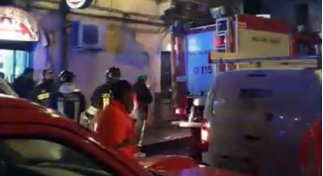 Tragedia a Catania, esplosione in un edificio in via Garibaldi. Tre le vittime FOTO