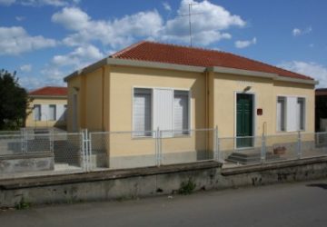 Giarre, poliziotti in servizio nel seggio di Carrubba senza acqua calda. Accuse al sindaco per i ritardi, informato il Questore