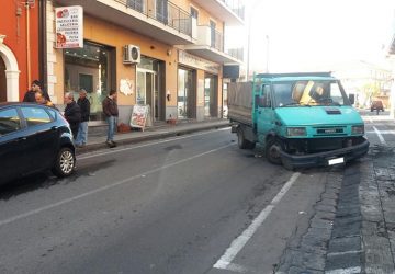 Mascali, incidente sulla Orientale Sicula. Traffico rallentato