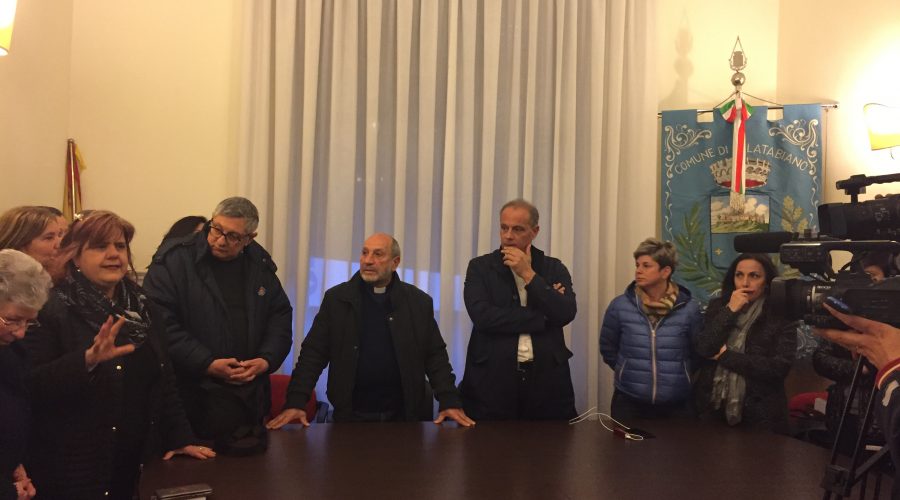 Calatabiano, istituzioni e cittadini uniti contro la chiusura dell’istituto Sacro Cuore