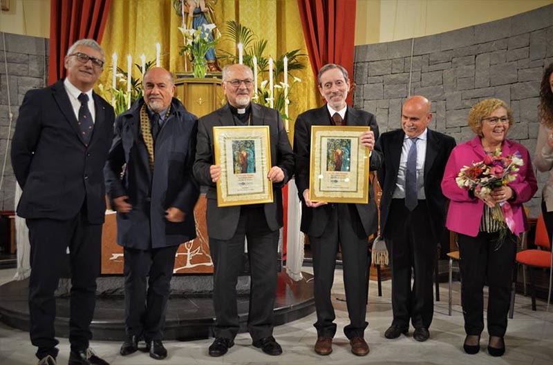 Fiumefreddo, successo per la conferenza sulla Via Crucis realizzata dal Maestro Incorpora