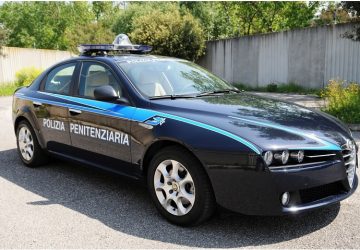 Agente penitenziario arrestato nel Catanese