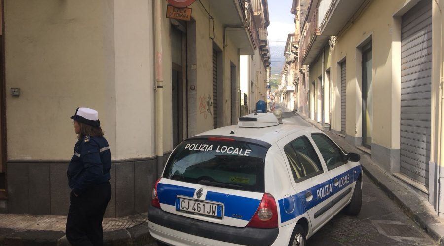 Giarre, fuga di metano in via Lella: riparato tratto di tubazione danneggiata