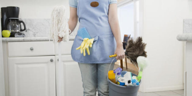 Catania, false assunzioni di colf e badanti per regolarizzare extracomunitari: denunciati in due