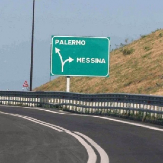 Incidente mortale in autostrada tra Rometta e Milazzo: vittima un motociclista 58enne