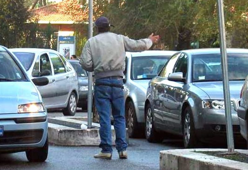 Catania, operazione della Polizia: nel mirino ancora i posteggiatori abusivi