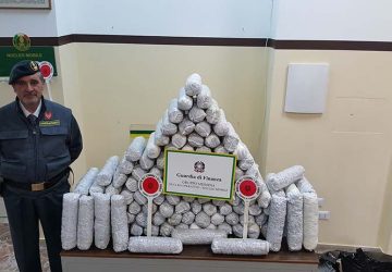 Arrestato corriere della droga. Sequestrati oltre di 56 chili di &ldquo;marijuana&rdquo; VIDEO