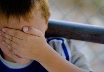 Giarre, un arresto per maltrattamenti in famiglia: da tre anni picchiava la moglie (da alcuni mesi in stato di gravidanza) davanti ai figli