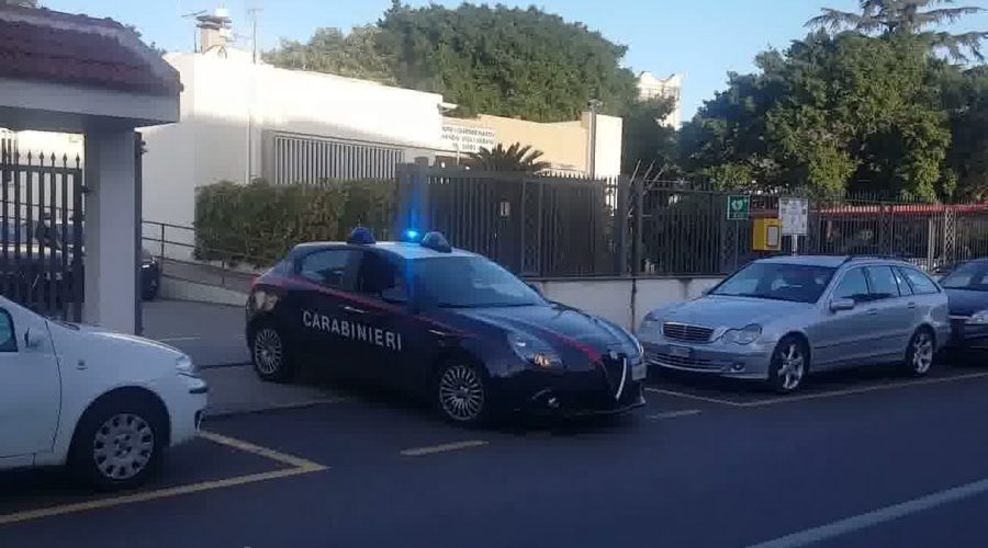 Giardini Naxos, rubano 230.000 euro di gioielli: due arresti