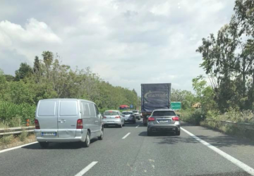 A18, lunghe file nel tratto Catania-Acireale, direzione Messina, per cantieri lavori