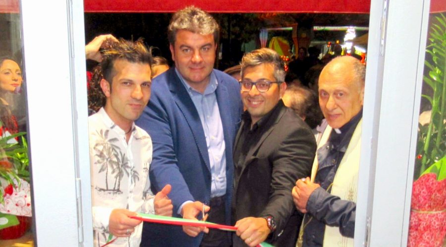 Linguaglossa non si arrende alla criminalità: riaperta la macelleria incendiata a dicembre