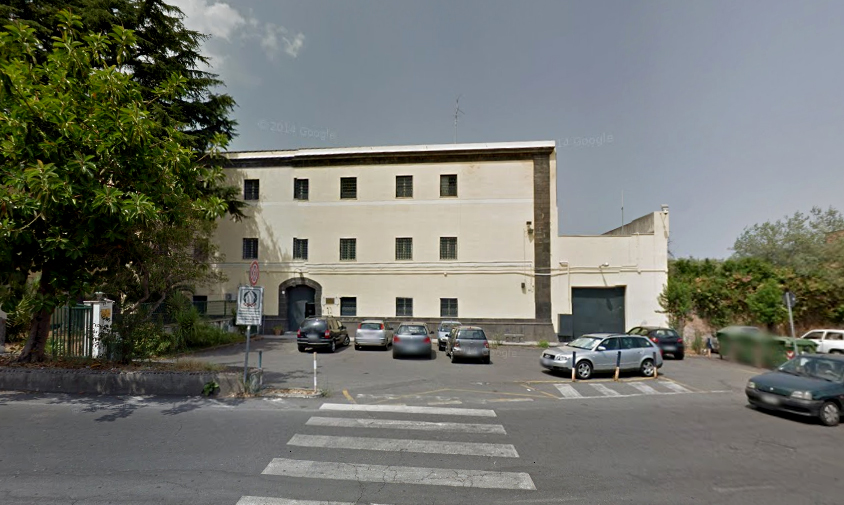 Acireale, carcere minorile: principio di incendio in una cella. Intervento dei vigili del fuoco e 118