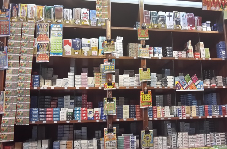 Mascali e Macchia, fine settimana con 4 rapine. Nel mirino i tabacchini