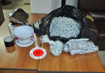 Adrano, due arresti per spaccio. Sequestrata busta con un chilo di marijuana