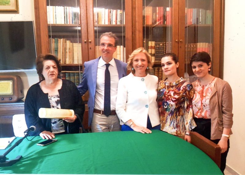 Acireale: interessante incontro culturale con le scrittrici Gabriella Calì e Laura Rizzo