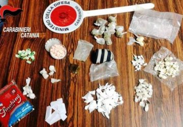 Catania, controlli "rave party" alla Playa fermato un pusher