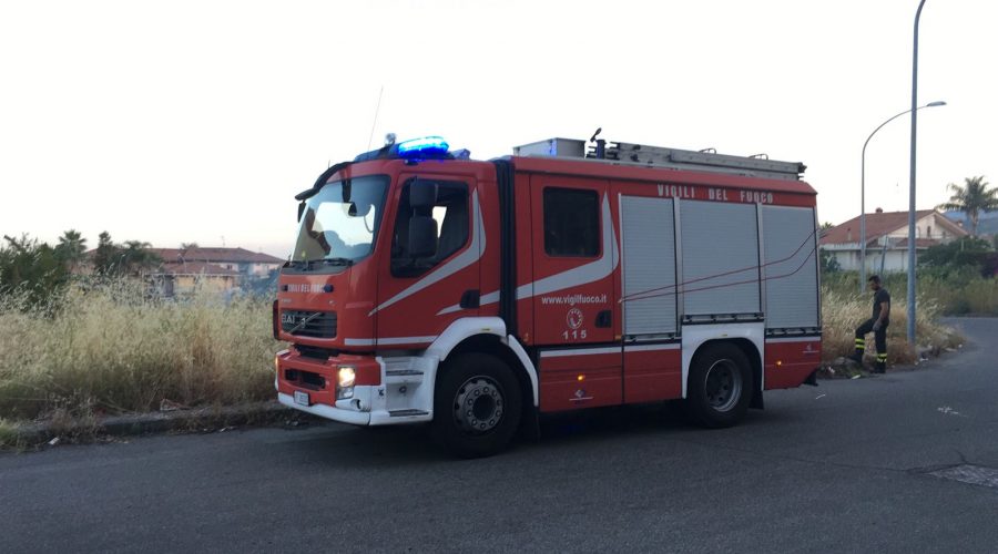 Monte Po, incendio di rifiuti